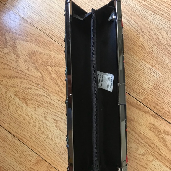 Black beaded clutch - Picture 5 of 5